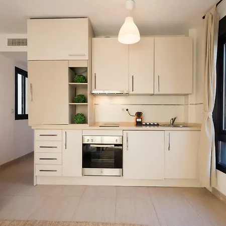 Ma1a-apt With Rooftops With Palms Close To Old Town Apartment *