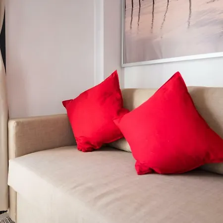 Ma1a-apt With Rooftops With Palms Close To Old Town Apartment Malaga