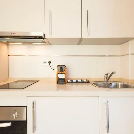 Ma1a-apt With Rooftops With Palms Close To Old Town Apartment Malaga